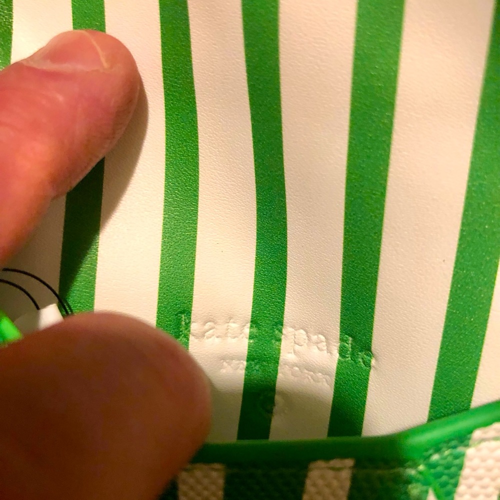 🌴🎉 *NWT* KATE SPADE X TARGET COLLAB STRIPED CARD CASE! 🎊 - Picture 4 of 6